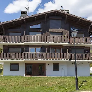 chalet-lattrape-coeur.hotels-rhonealpes.com/