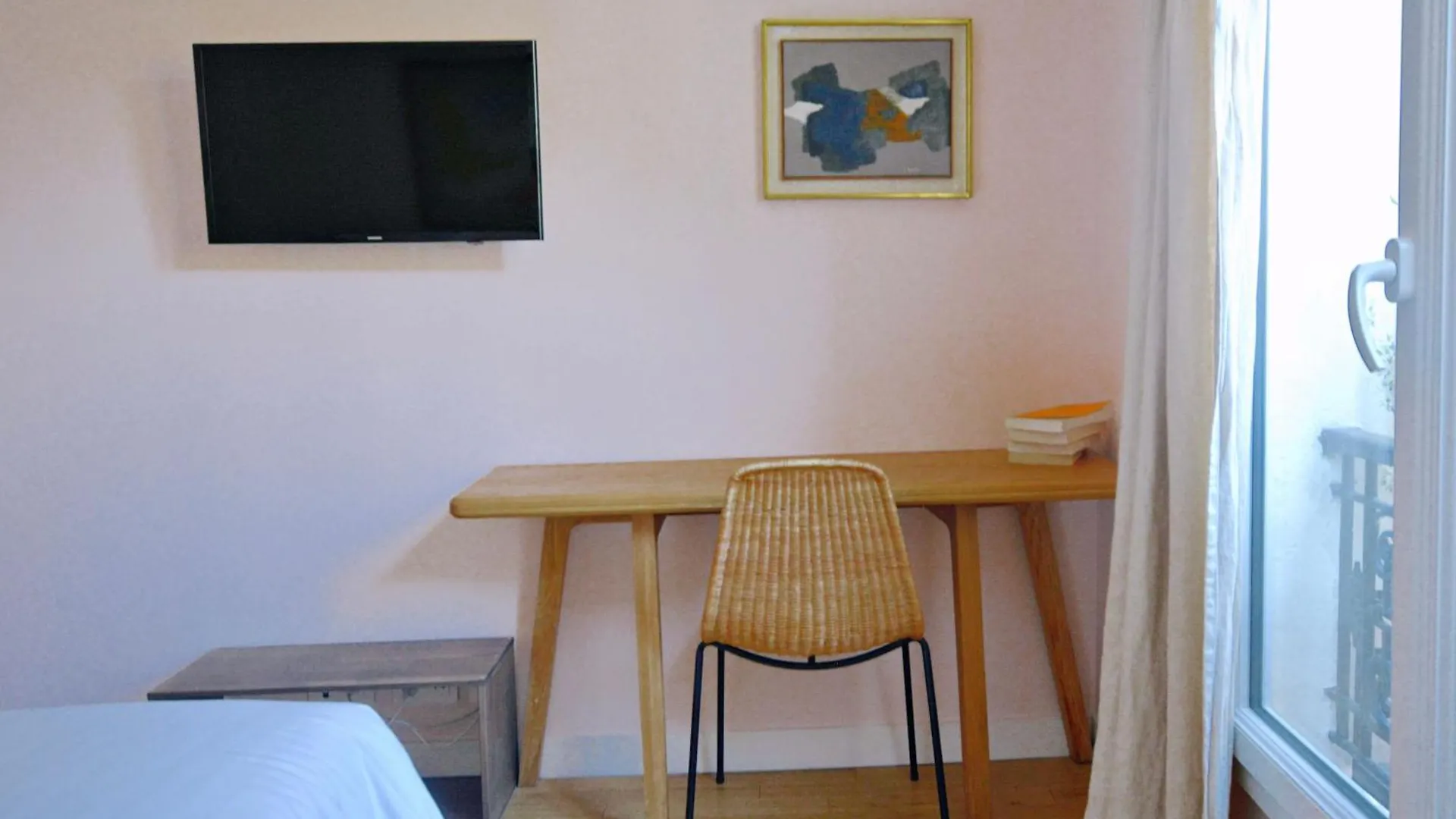 Hotel Lucien Parijs 2*,