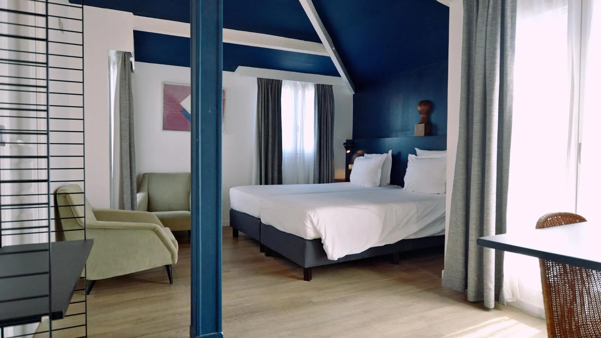 Hotel Lucien Parijs 2*,
